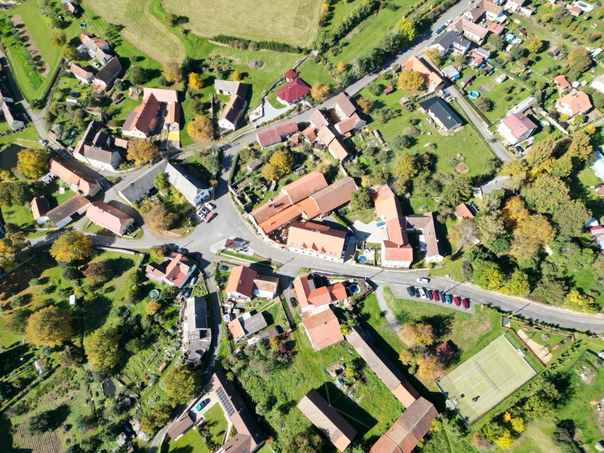 Penzion U Švarců Zduchovice Esterno foto