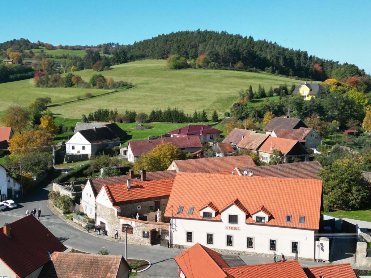 Penzion U Švarců Zduchovice Esterno foto