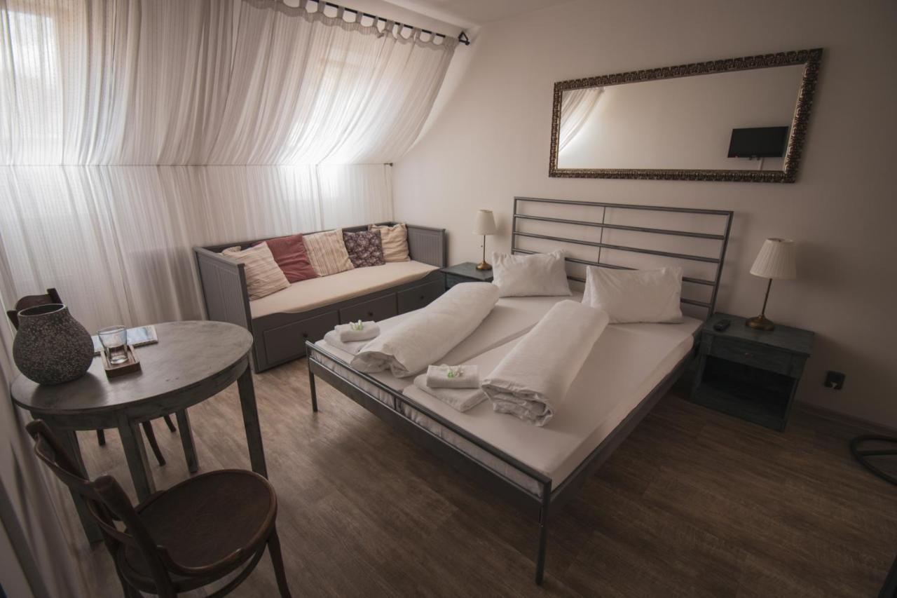 Penzion U Švarců Zduchovice Esterno foto